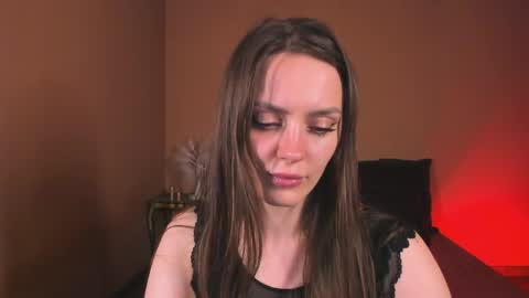 amber_tender_ online show from June 2026 04:52:02 PM