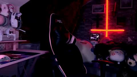 DEMONESS AMBER 666 online show from May 2026 01:56:01 AM