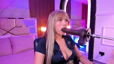 Amber Ashford online show from May 2026 03:24:02 AM
