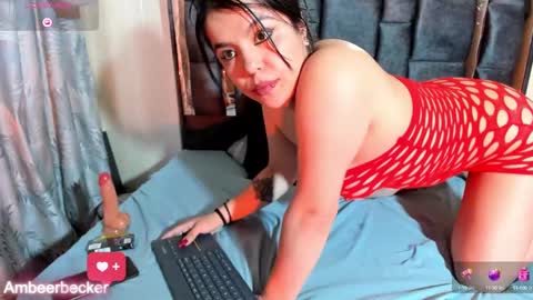 Amber  online show from December 2024 09:00:02 PM