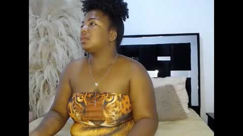 Amberblazzee online show from October 2025 12:05:02 PM