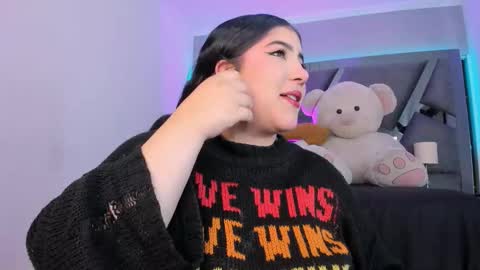 Amber  online show from November 2025 12:05:02 PM