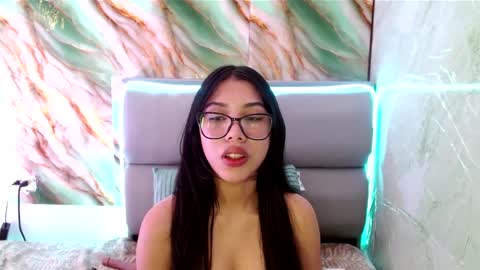 Amber Jeong online show from February 2025 09:58:01 PM