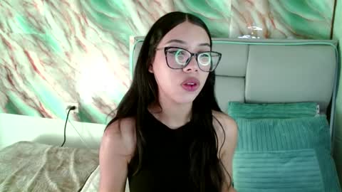 Amber Jeong online show from March 2025 10:53:01 PM