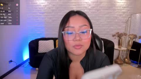 Amber  online show from September 2025 03:11:01 AM