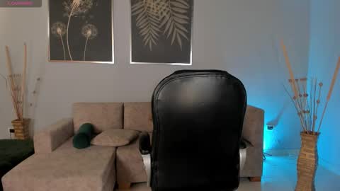 Amber  online show from October 2025 02:45:02 AM