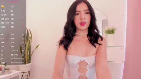 Snapshot of amberlowell chatting on February 2025 08:44:02 PM Amber online show from February 2025 08:44:02 PM