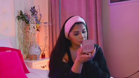 Amberseyes online show from April 2026 04:37:01 AM