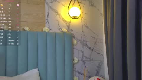 Amber online show from February 2025 09:04:02 PM