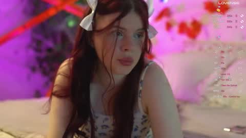 Snapshot of ambershoney chatting on October 2025 07:32:01 PM Amber online show from October 2025 07:32:01 PM