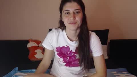 Snapshot of ambersweetiee chatting on November 2025 07:27:02 PM Amber online show from November 2025 07:27:02 PM