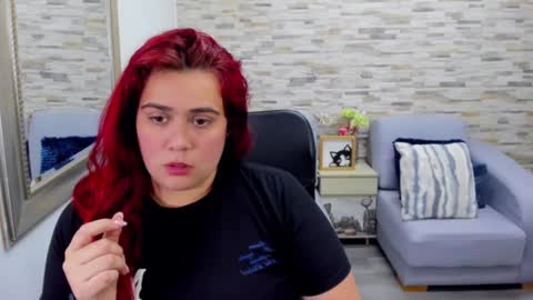 Snapshot of amberthomsonn chatting on January 2025 04:18:01 AM Amber online show from January 2025 04:18:01 AM