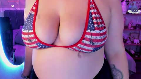 Amber online show from April 2026 09:59:02 PM