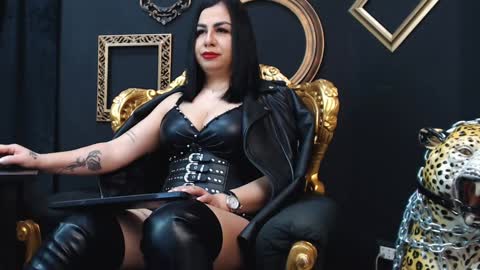 Snapshot of amberxsmithx chatting on February 2025 06:01:02 AM AMBER online show from February 2025 06:01:02 AM