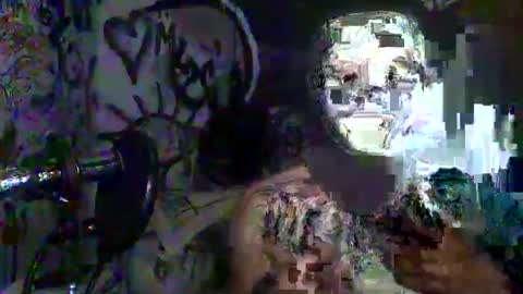 Snapshot of ambicion666 chatting on October 2025 05:48:02 AM ambicion666 online show from October 2025 05:48:02 AM