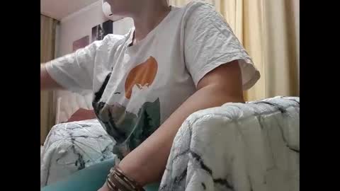 Snapshot of ambika_beauty chatting on January 2026 05:27:02 PM Ambika beauty online show from January 2026 05:27:02 PM