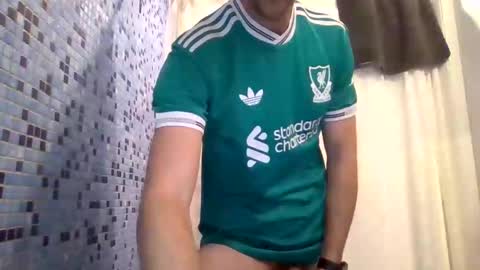 Snapshot of amcam90 chatting on February 2026 04:09:02 AM Flimsy Barracuda online show from February 2026 04:09:02 AM