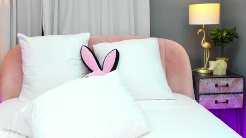 Snapshot of amedeeabanks chatting on February 2025 11:37:02 PM AMY online show from February 2025 11:37:02 PM