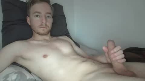 Snapshot of amekatt chatting on December 2024 06:37:02 AM Amekatt online show from December 2024 06:37:02 AM