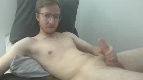 Snapshot of amekatt chatting on October 2025 04:15:02 PM Amekatt online show from October 2025 04:15:02 PM