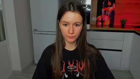 Snapshot of ameli_moon chatting on February 2025 04:44:01 PM Eileen online show from February 2025 04:44:01 PM