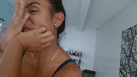 Snapshot of amelia_2023 chatting on September 2025 06:07:01 PM amelia online show from September 2025 06:07:01 PM