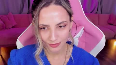 Snapshot of amelia_meili chatting on November 2025 01:00:02 PM amelia_meili online show from November 2025 01:00:02 PM