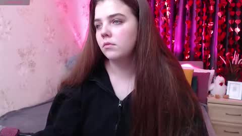 Alisa online show from February 2026 07:06:02 PM