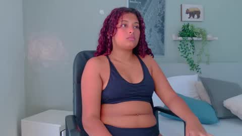 amelialaurent_ online show from July 2026 06:43:01 PM
