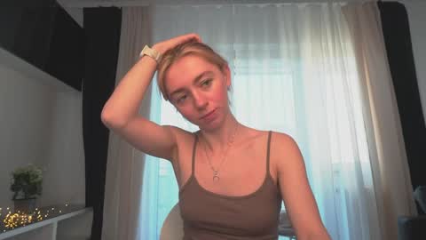 Snapshot of ameliamber0 chatting on February 2025 02:21:02 PM Amelia online show from February 2025 02:21:02 PM