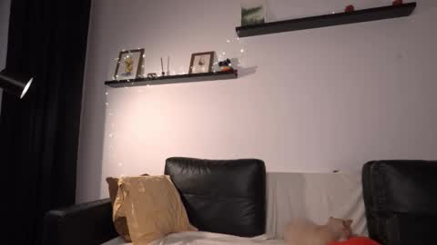 Amelia   online show from February 2026 03:32:02 PM