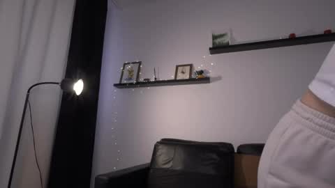 Amelia   online show from April 2026 02:04:02 PM