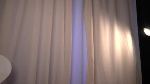 Amelia   online show from May 2026 06:09:01 PM