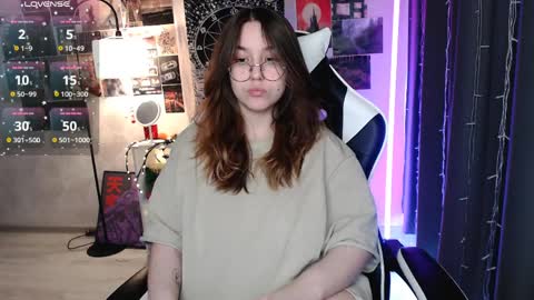 Snapshot of ameliameadd chatting on April 2026 11:44:02 AM Amelia online show from April 2026 11:44:02 AM
