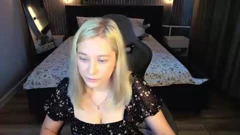 Amelia online show from July 2026 09:13:01 AM