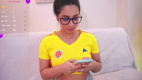 Alejandra  online show from September 2025 03:39:02 AM