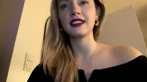 Amelie online show from February 2026 06:48:01 PM