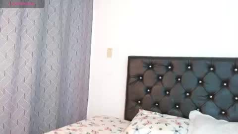 Ameliejoness  online show from June 2026 06:35:02 PM