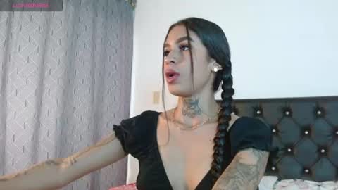 Ameliejoness  online show from July 2026 09:25:01 PM