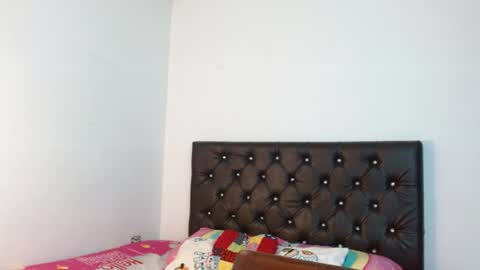 Ameliejoness  online show from July 2026 09:09:02 PM
