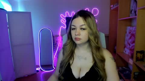 Amelie online show from April 2026 01:58:02 AM