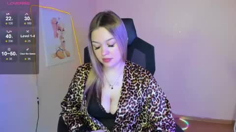 Amelie online show from May 2026 04:11:02 PM