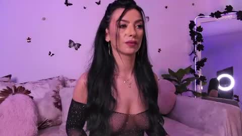Snapshot of ameliereeaa chatting on June 2026 03:25:01 PM AmelieReeaa online show from June 2026 03:25:01 PM