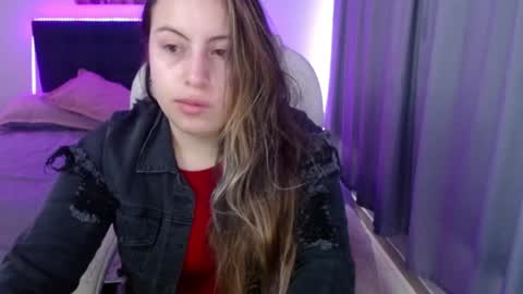 Snapshot of amelierose1 chatting on April 2026 02:27:02 PM Amelie online show from April 2026 02:27:02 PM