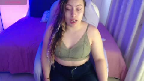 Snapshot of amelierose1 chatting on April 2026 02:48:02 PM Amelie online show from April 2026 02:48:02 PM