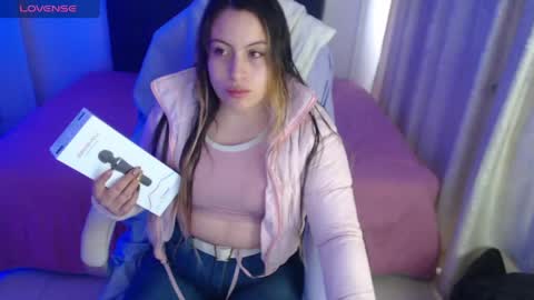 Snapshot of amelierose1 chatting on May 2026 03:52:01 PM Amelie online show from May 2026 03:52:01 PM