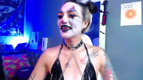 Snapshot of amelierouss chatting on April 2026 02:27:02 AM AMELIEROUS .. see you tomorrow kisses online show from April 2026 02:27:02 AM