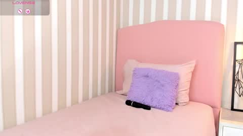 Victoria online show from February 2025 10:26:02 PM