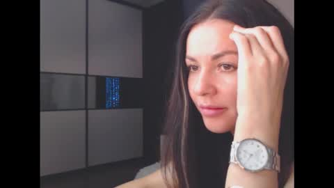 amelinamersi online show from November 2025 07:03:02 PM