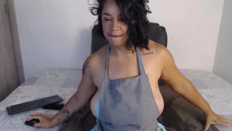 Amelia online show from November 2025 01:21:02 PM